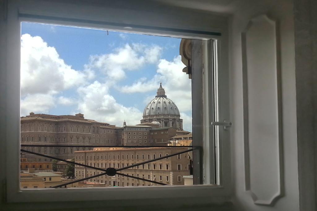רומא La Rosa Del Vaticano Luxury Apartment מראה חיצוני תמונה